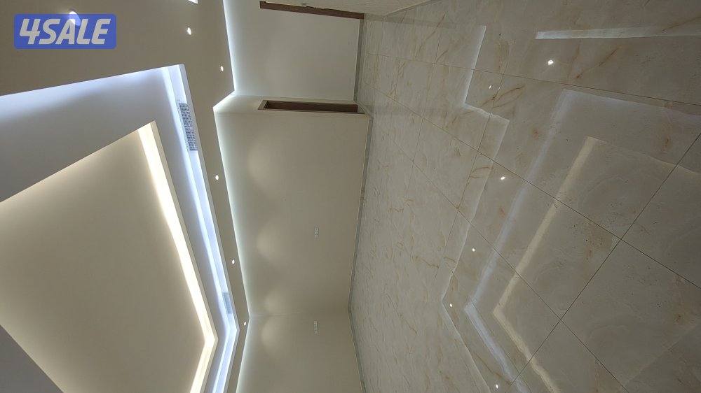 للإيجار دور أرضي بالمطلاع وجميع منافعه1