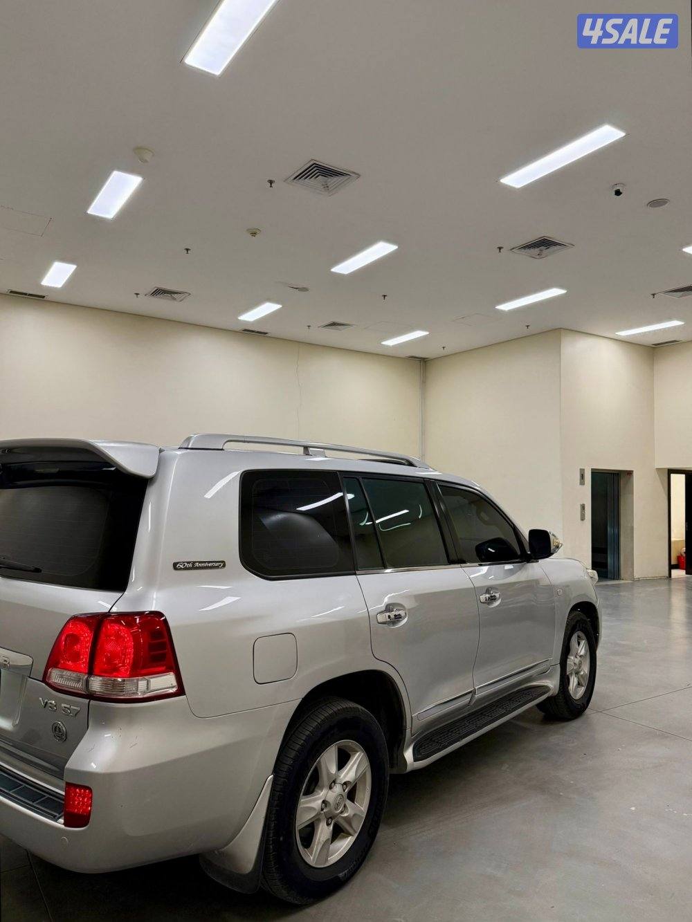 لاند كروزر VXR4