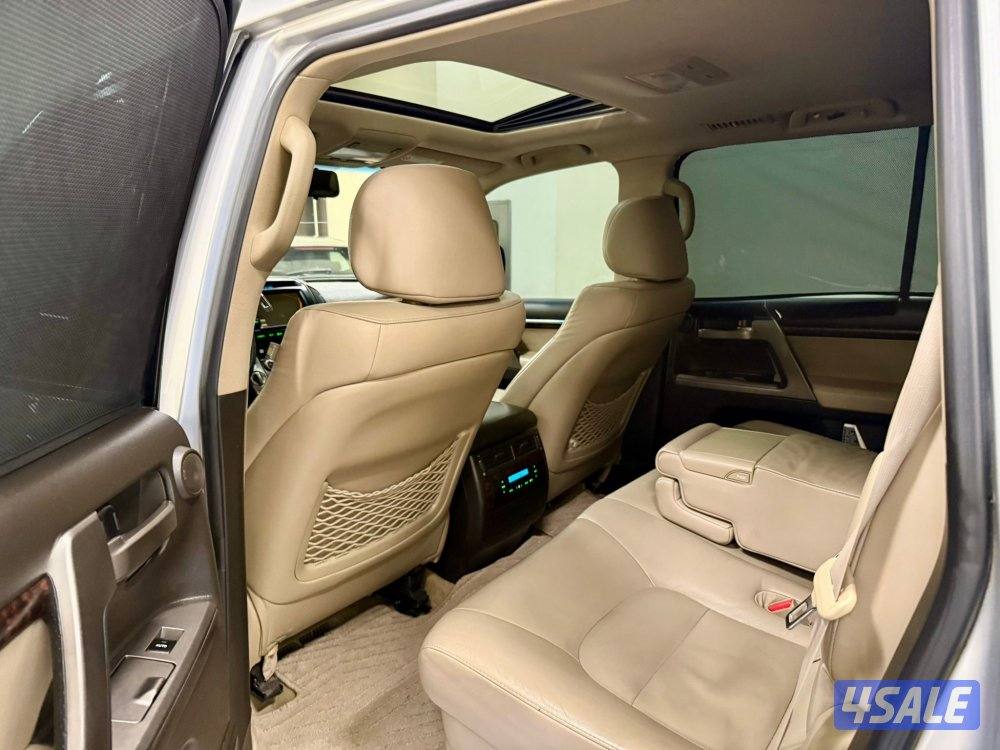 لاند كروزر VXR7