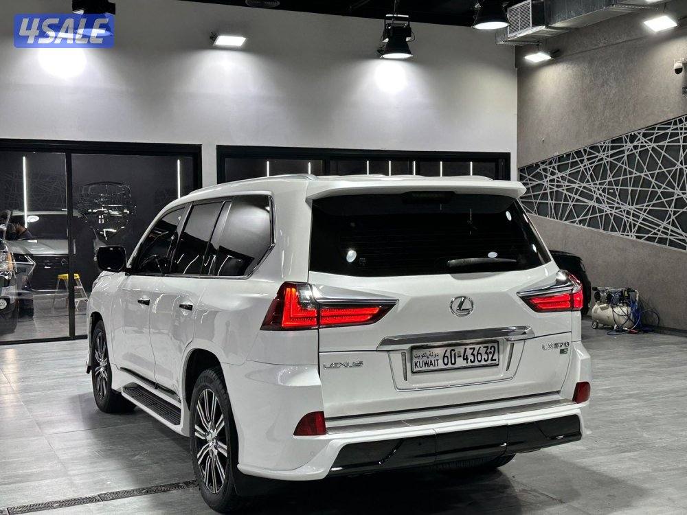 للبيع لكزز اس سبورت 2018 بحالة الوكاله5