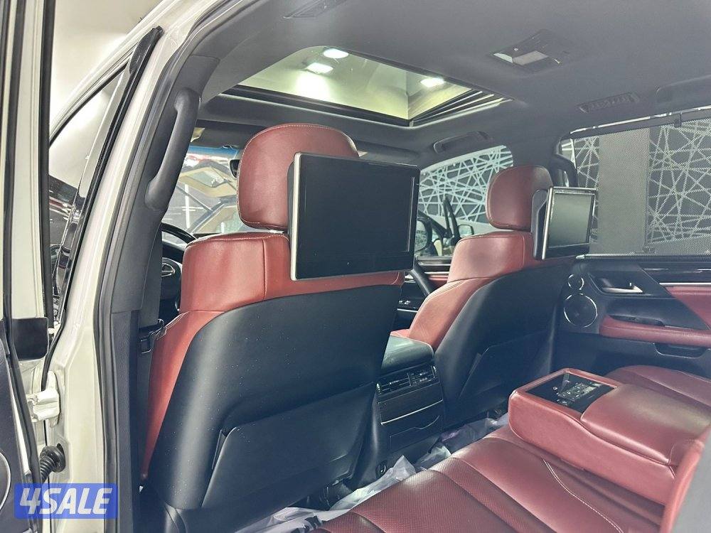 للبيع لكزز اس سبورت 2018 بحالة الوكاله9