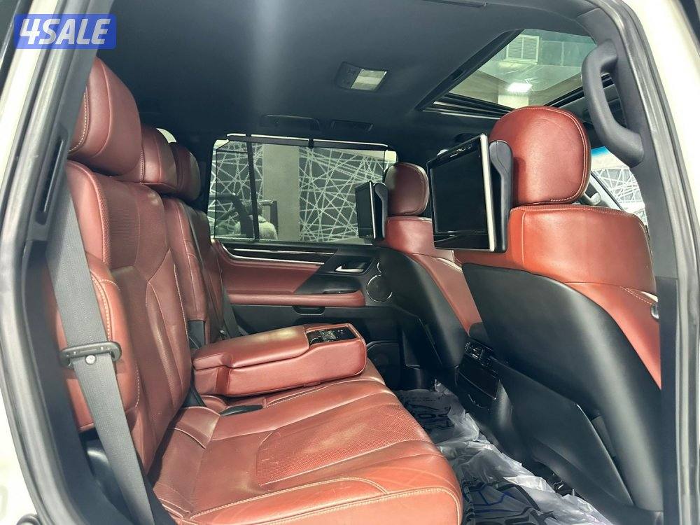 للبيع لكزز اس سبورت 2018 بحالة الوكاله11