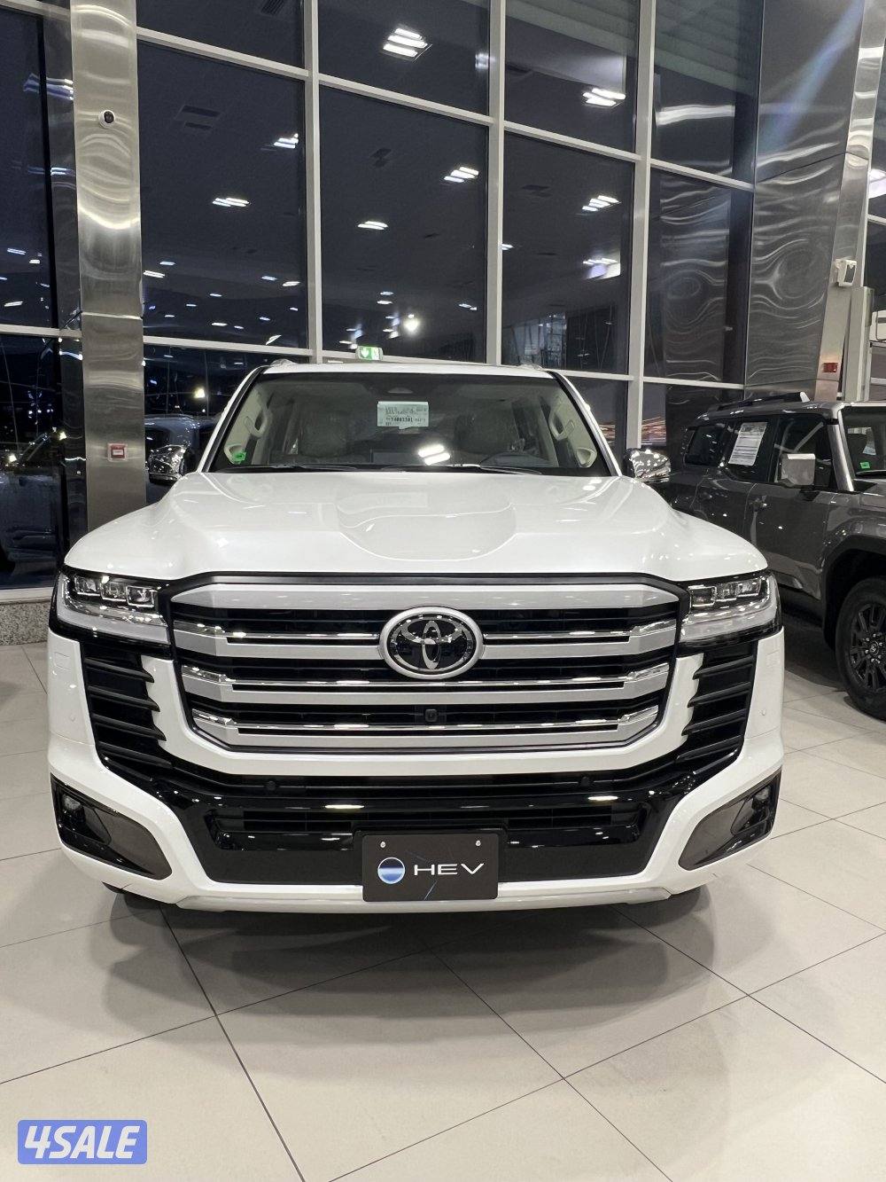 لاندكروزر أصفار VXR هايبرد 20261