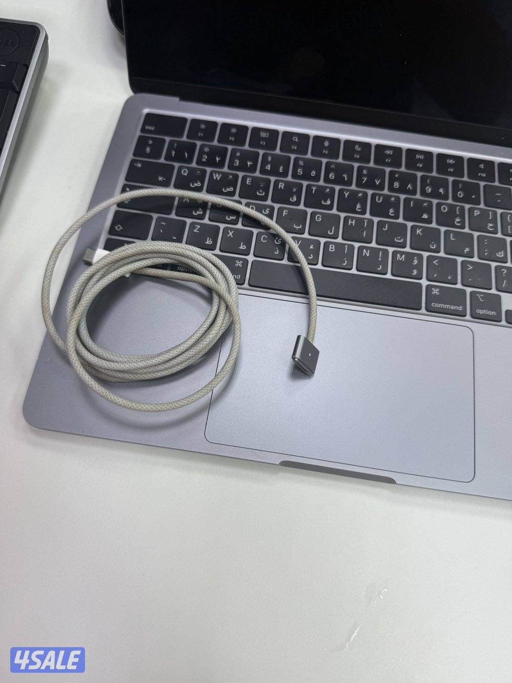 ماك بوك اير M22