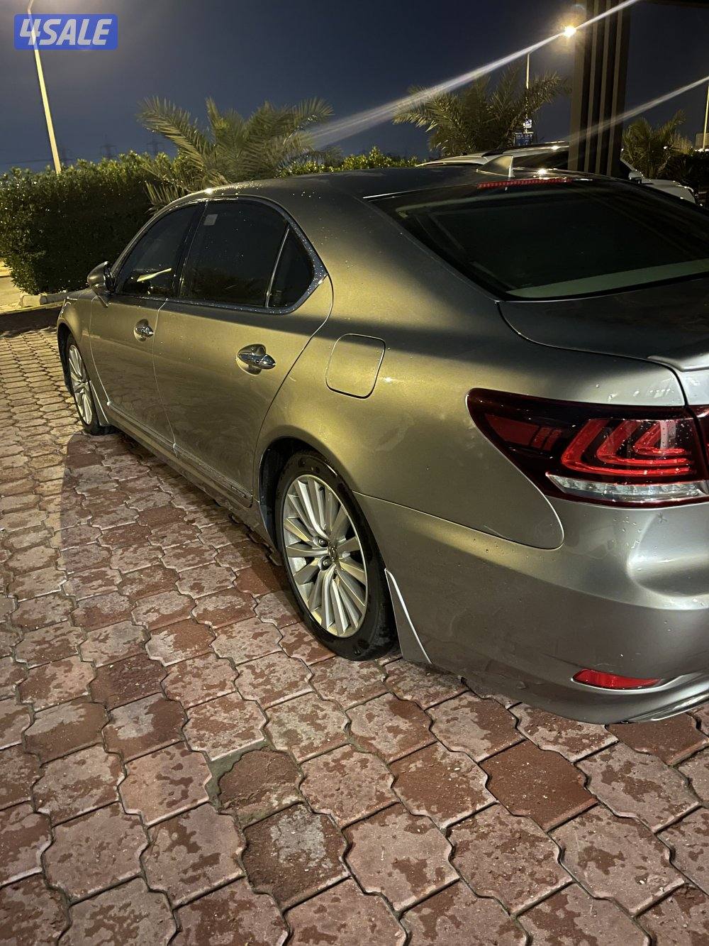 توصيل من الكويت لمطار القيصومه والدمام والعكس0