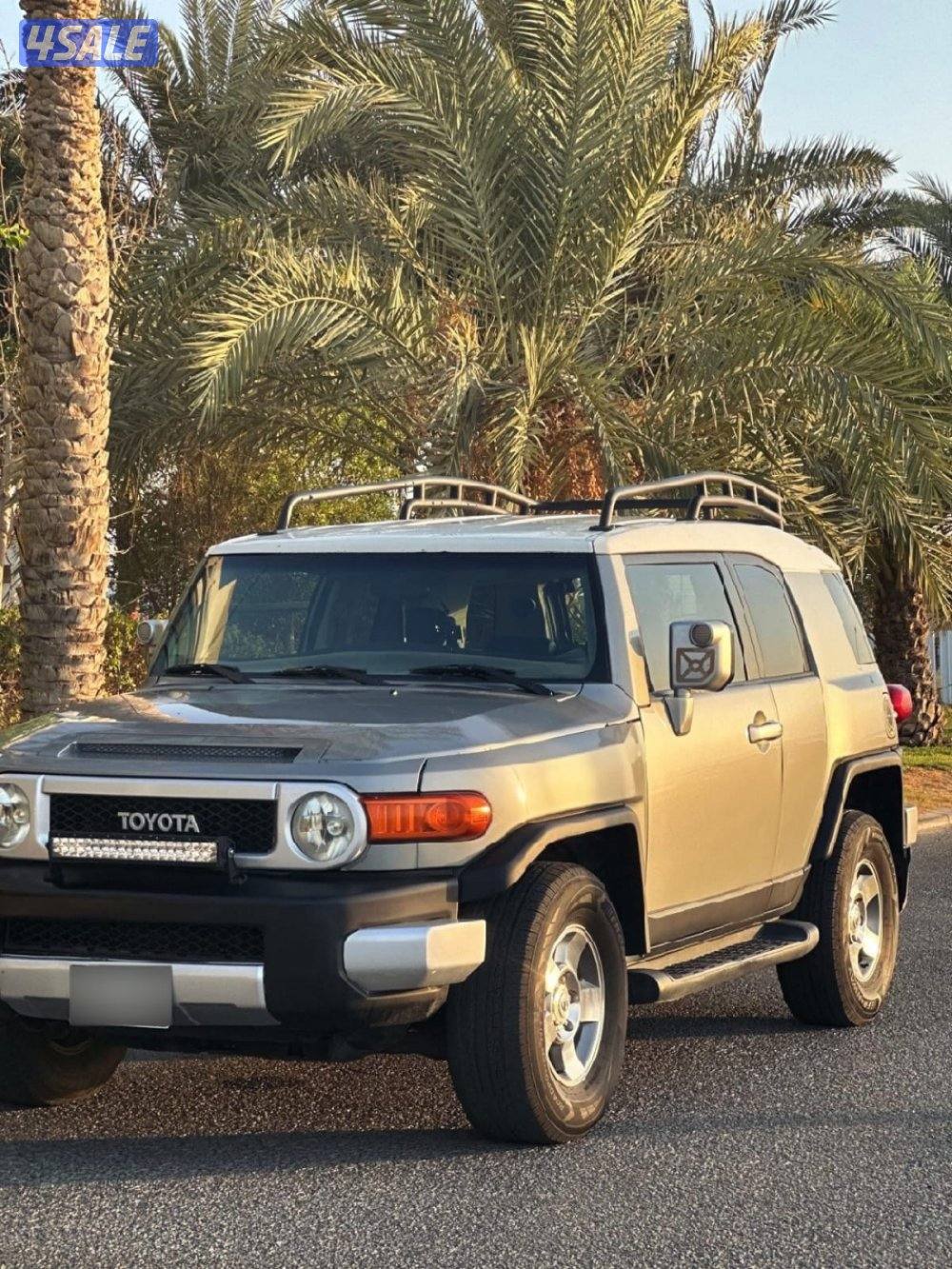 للبيع FJ2010 نظيف بحاله ممتازه3