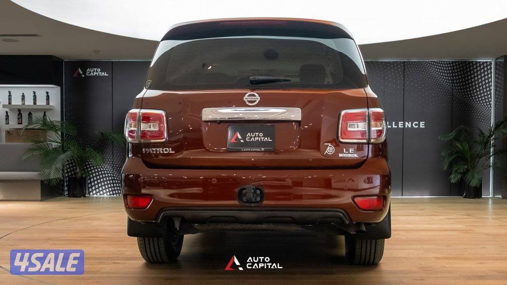 Nissan Patro V8 - LE2