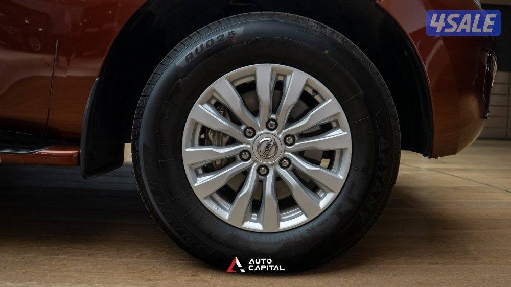 Nissan Patro V8 - LE11