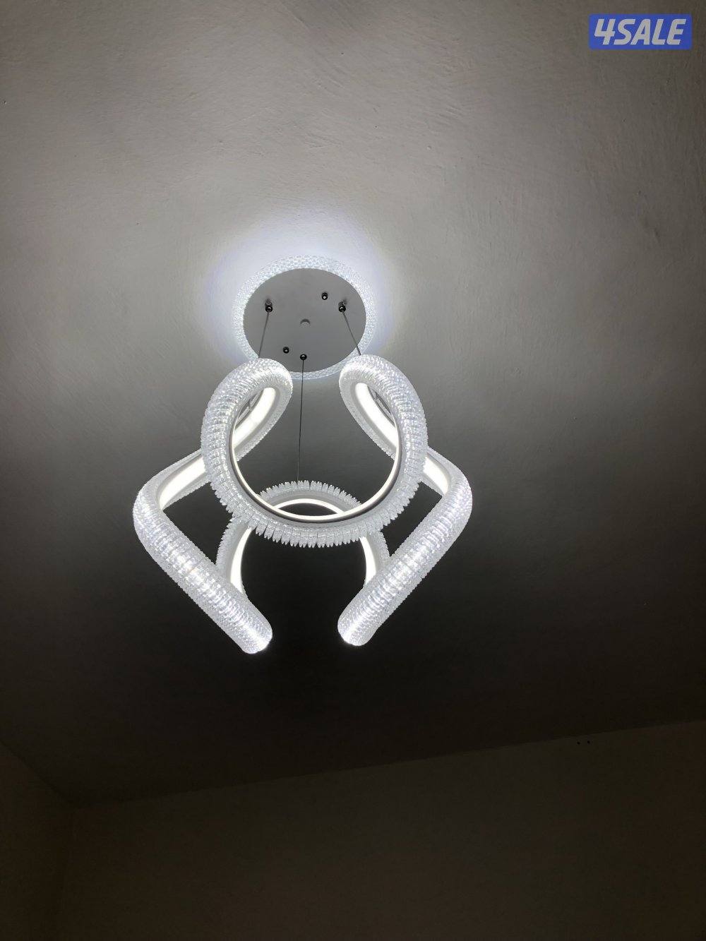 للبيع ثريات عدد ١٣0