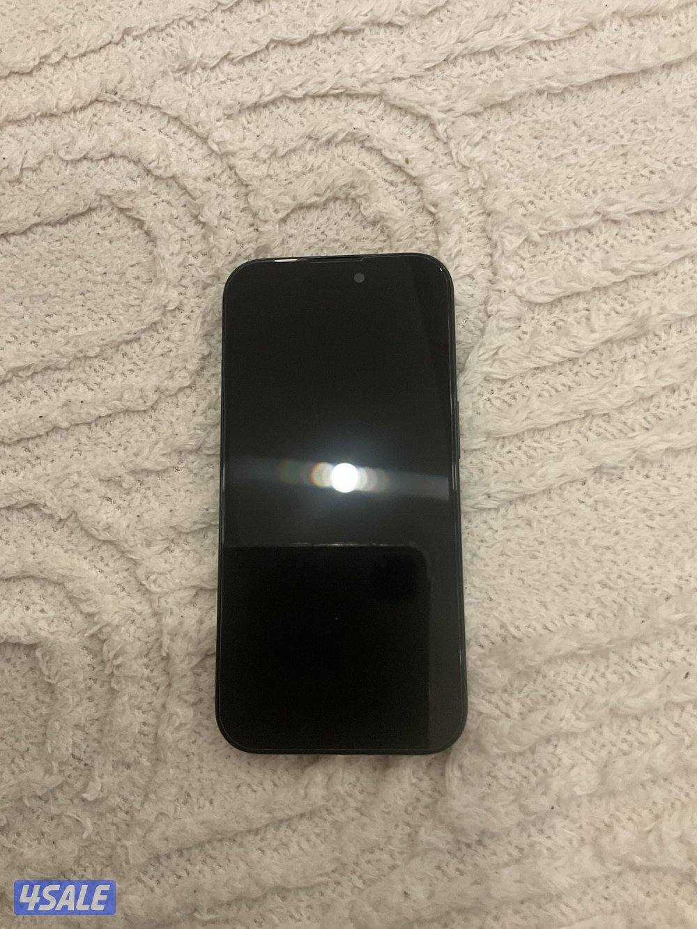 ايفون 16 نظيف جداً بحالة ممتازة1