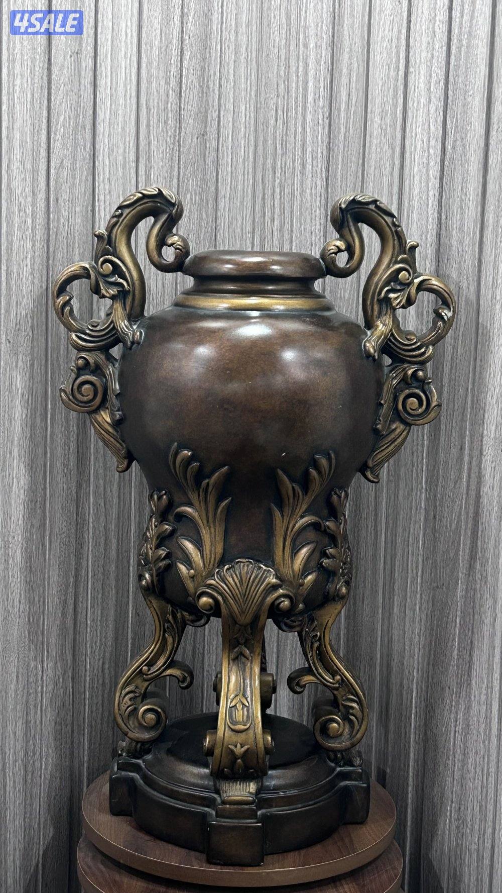 للبيع فازات و طاولات استعمال خفيف جدا1