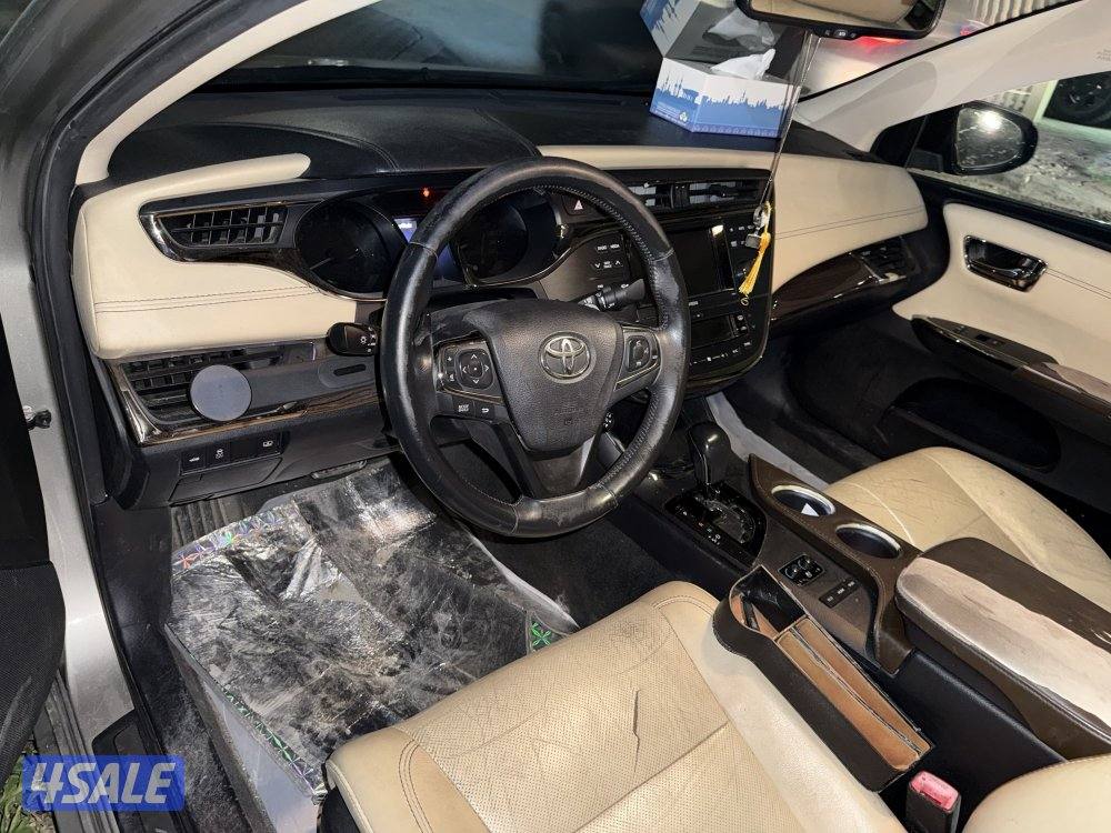 تيوتا افالون 2014 اللون ذهبي  مو محتاجه شي  دق سلف وامش1