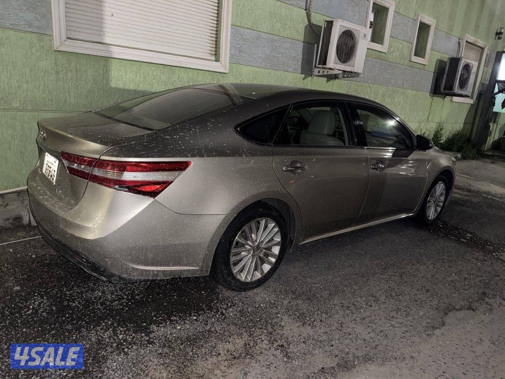 تيوتا افالون 2014 اللون ذهبي  مو محتاجه شي  دق سلف وامش6