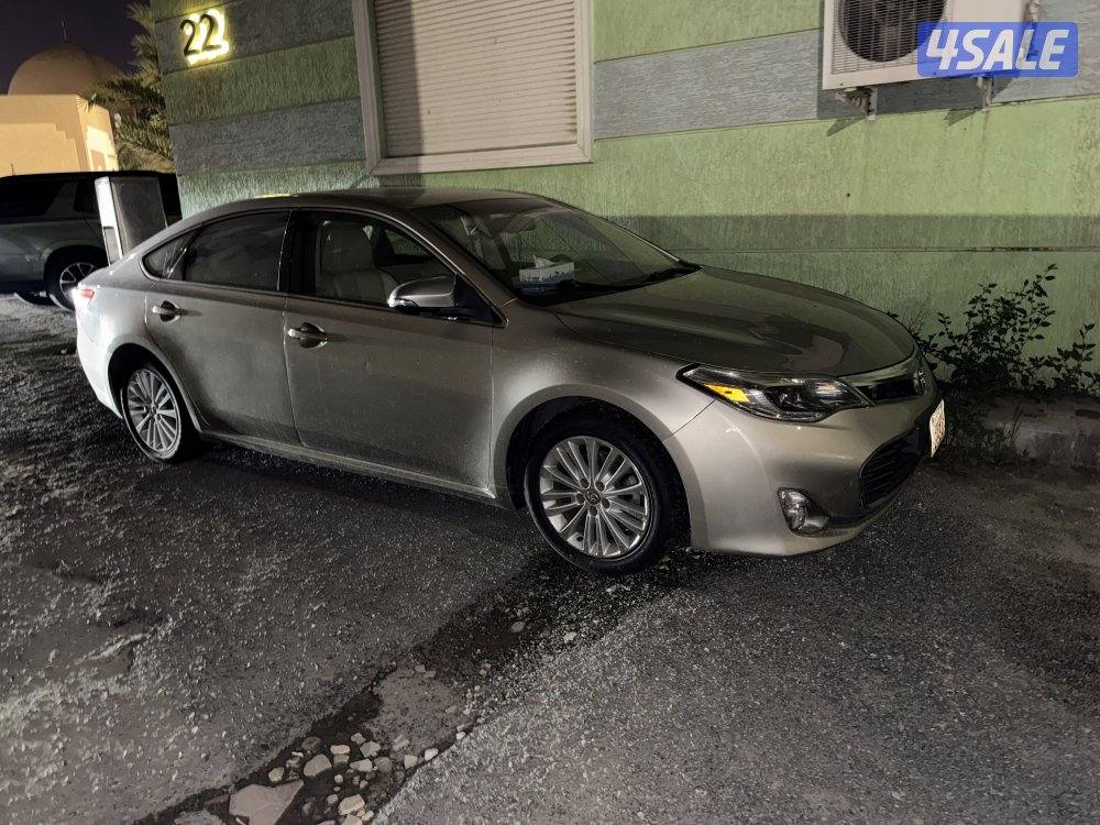 تيوتا افالون 2014 اللون ذهبي  مو محتاجه شي  دق سلف وامش7