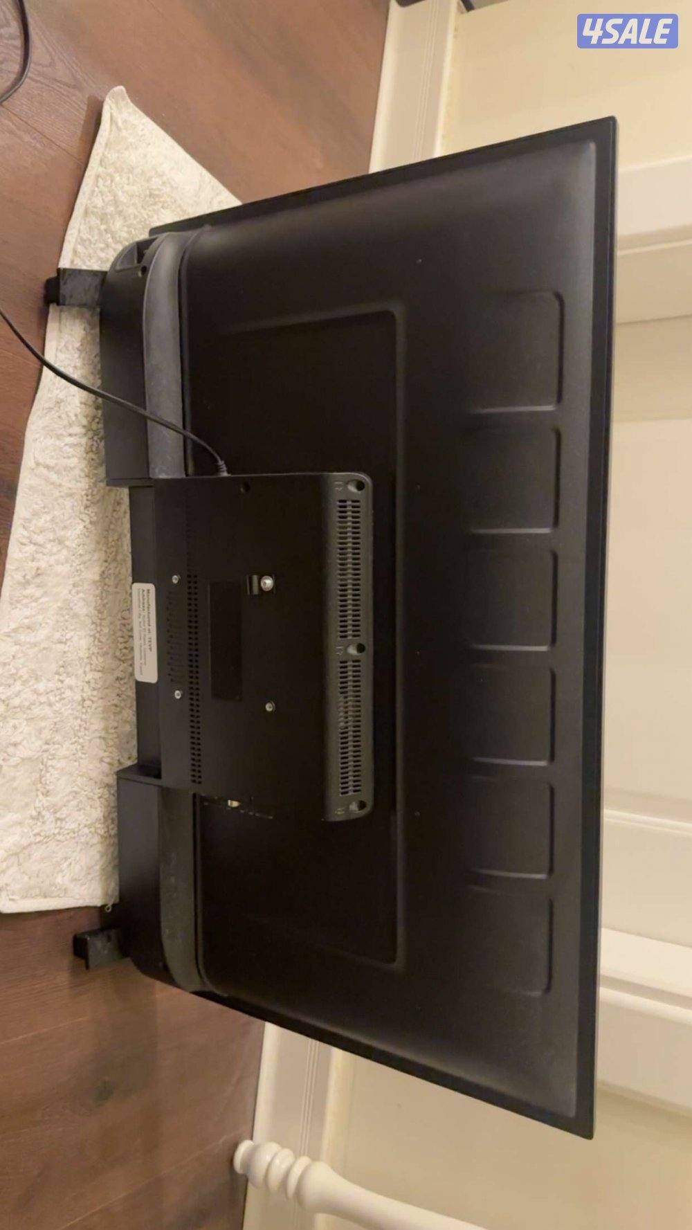 تلفزيون للبيع شبه جديد استعمال نظيففف1