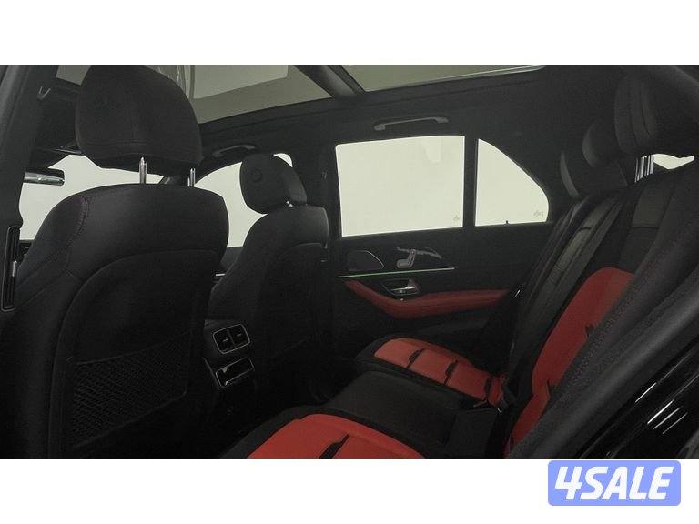 Mercedes-Benz GLE SUV13