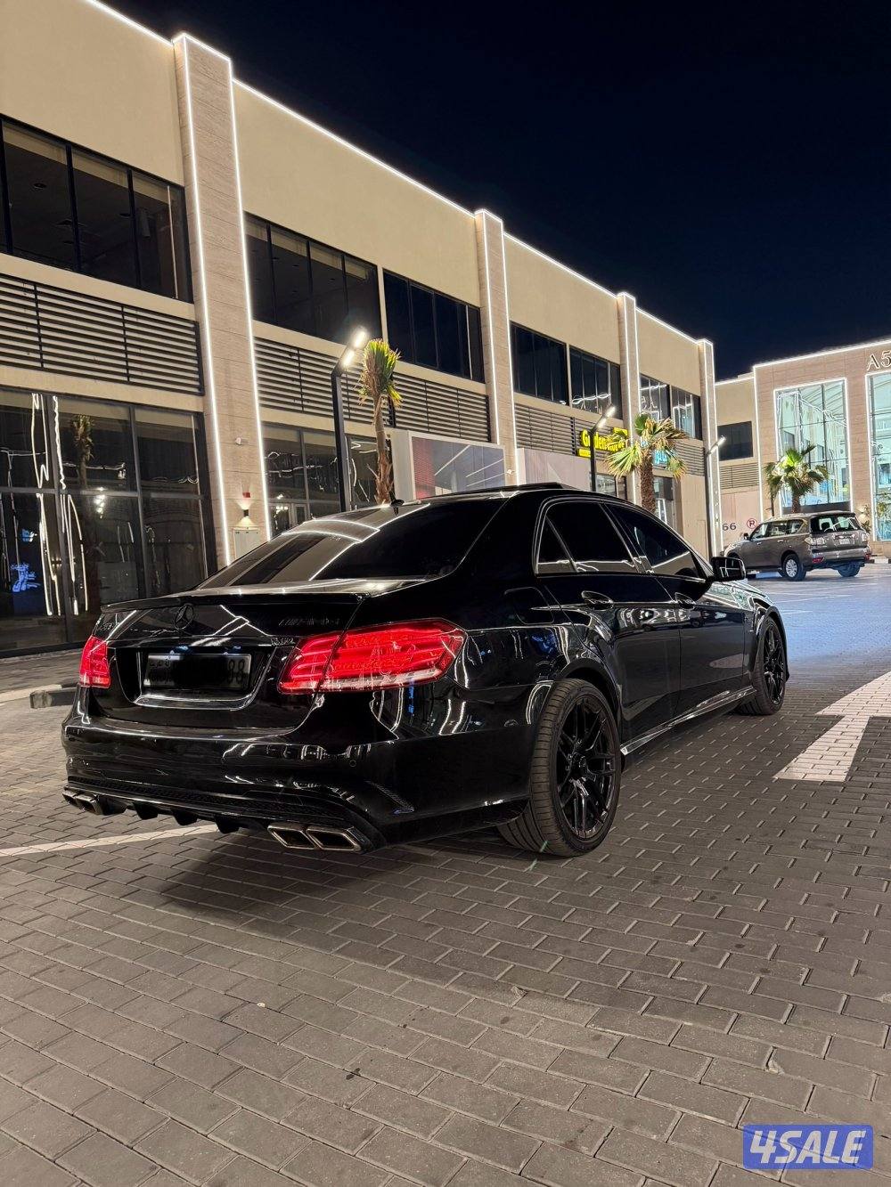 للبيع مرسيدس E63 AMG  اصلي 2010 وارد الكويت شرط الفحص2