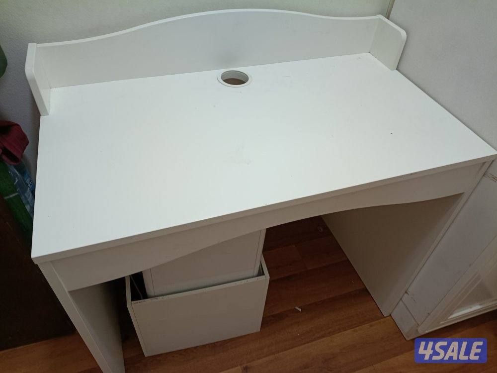 Ikea study table in excellent condition like new strong and elegant..2