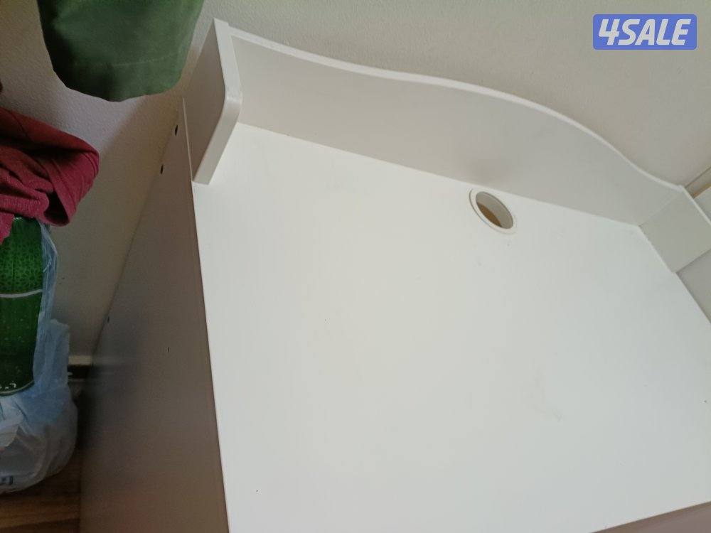 Ikea study table in excellent condition like new strong and elegant..3