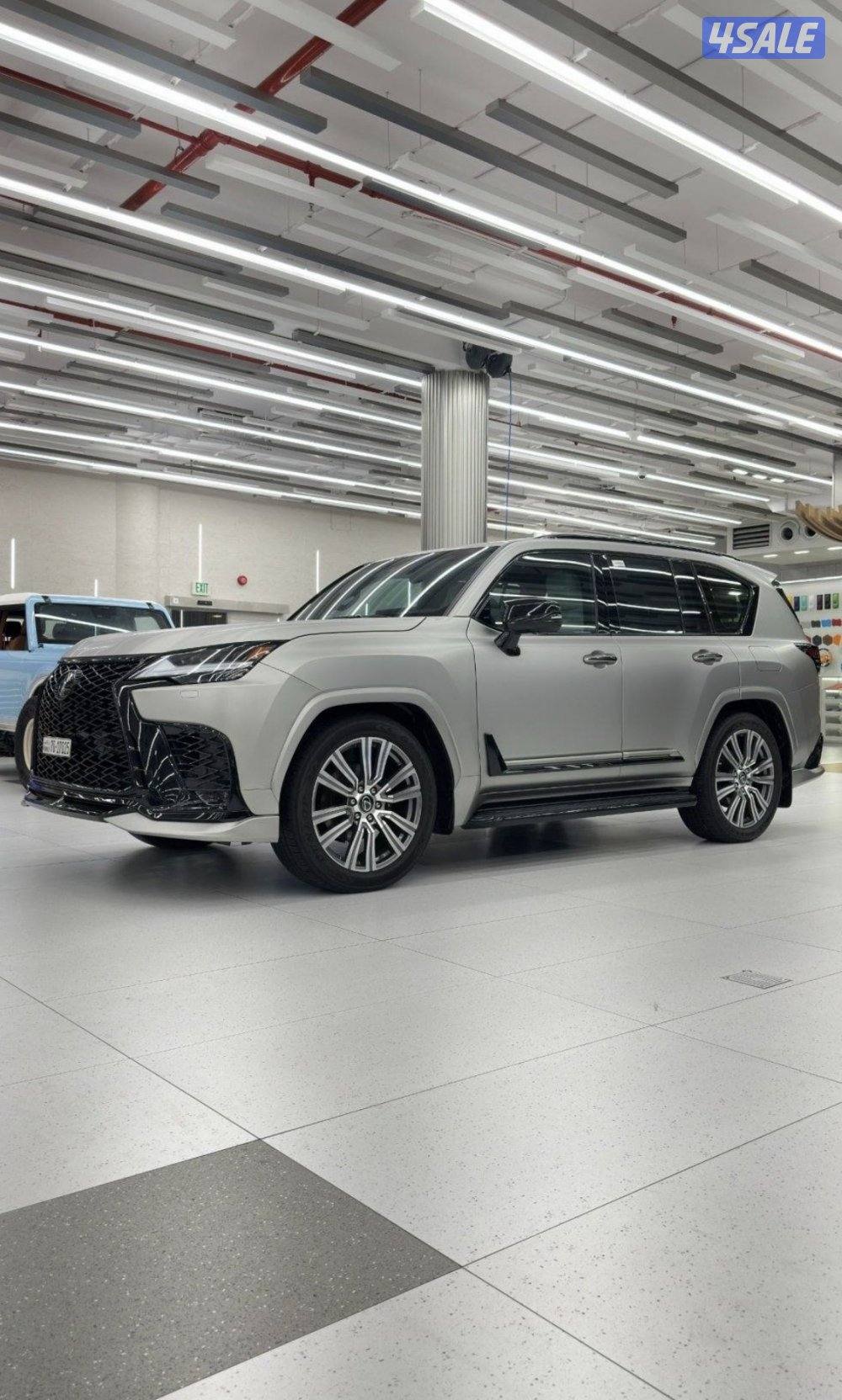 لكزس LX600 عداد 5 ألاف0