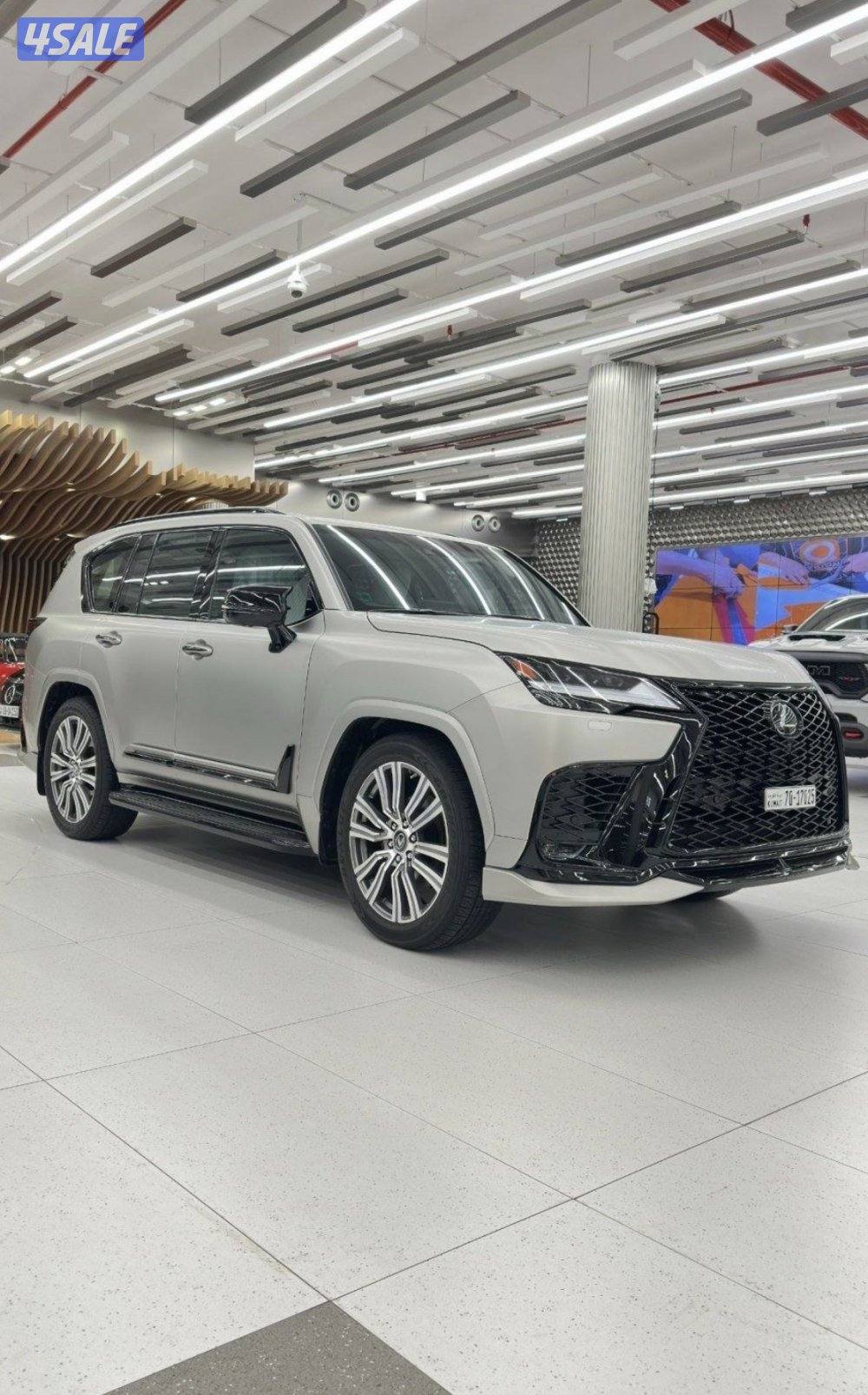 لكزس LX600 عداد 5 ألاف2