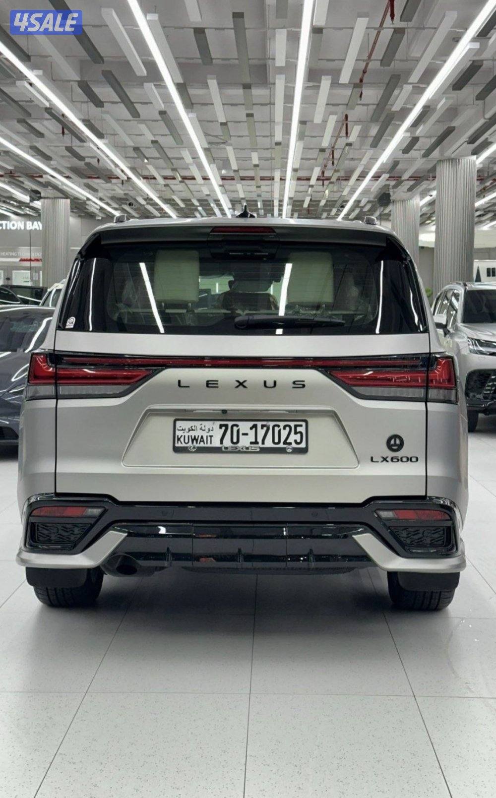 لكزس LX600 عداد 5 ألاف4