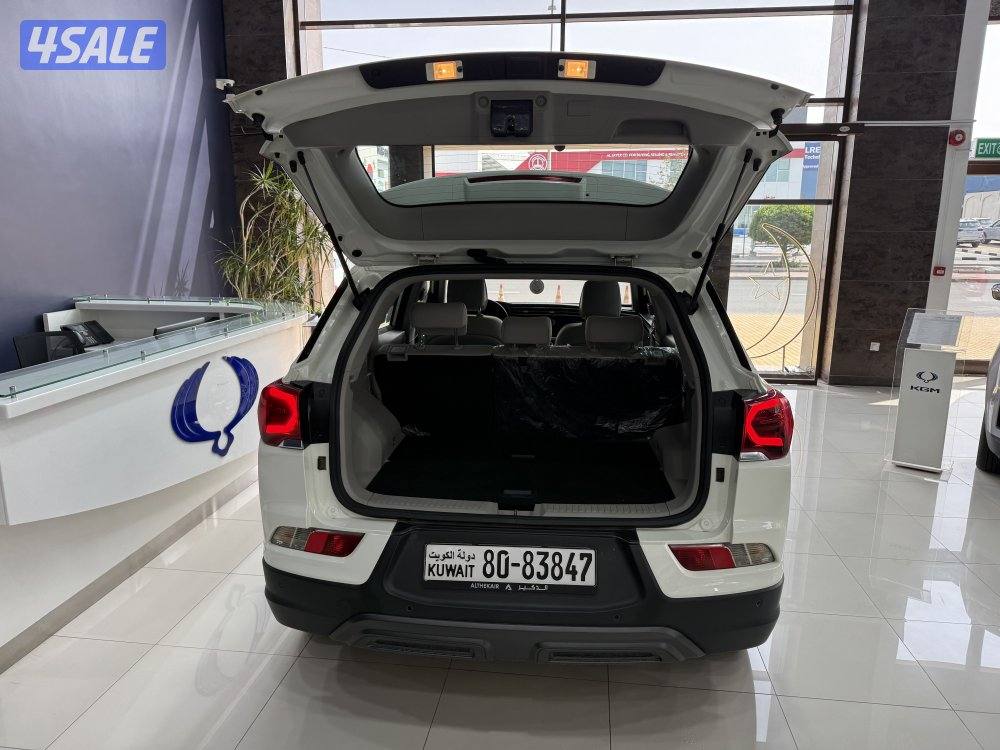 (KGM) Korando - 2023 - Used - المعتمد3