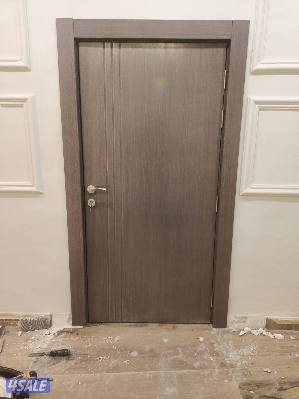 قص وتصليح الابواب
والكبتات تركيب ابواب بي في سي3