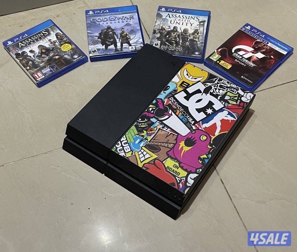 Ps4 w 4 games bundle0