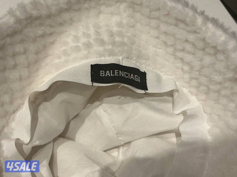 Balenciaga hat vintage1