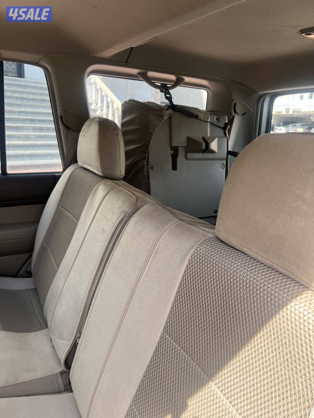 نيسان 4500 مديل 2001 ماشي 260 الف نضيف جدان مايحتاج شي تماتيك9