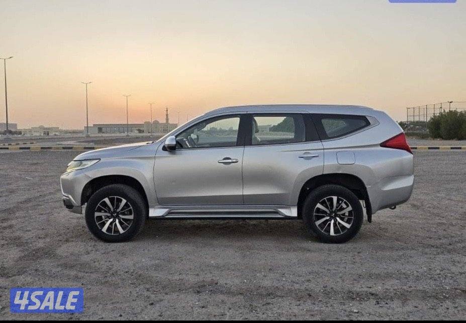 للبيع جيب ميتسوبيشي مونتيرو سبورت 20161