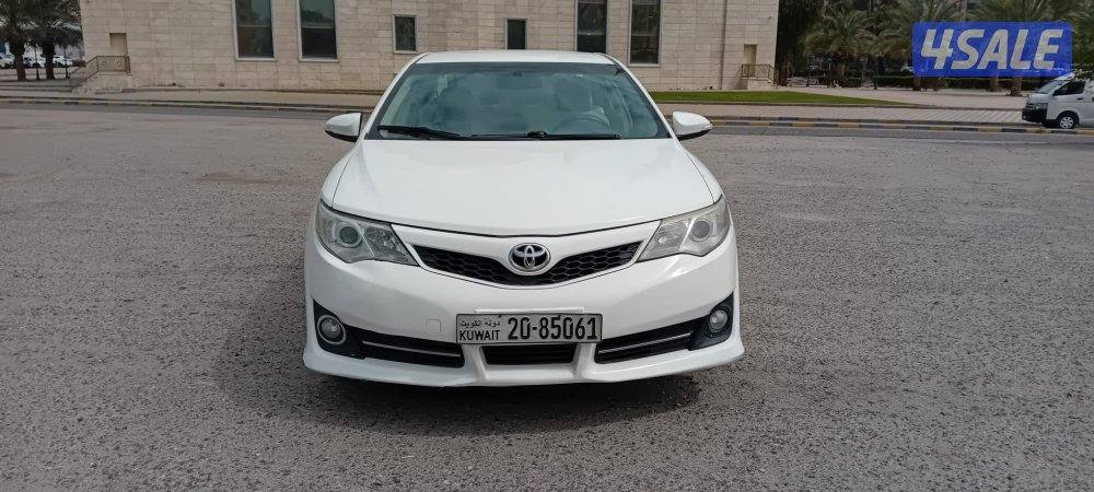 تويوتا كامري GLX موديل 2013 عداد 235 بحالة الوكالة3