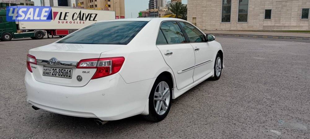 تويوتا كامري GLX موديل 2013 عداد 235 بحالة الوكالة6