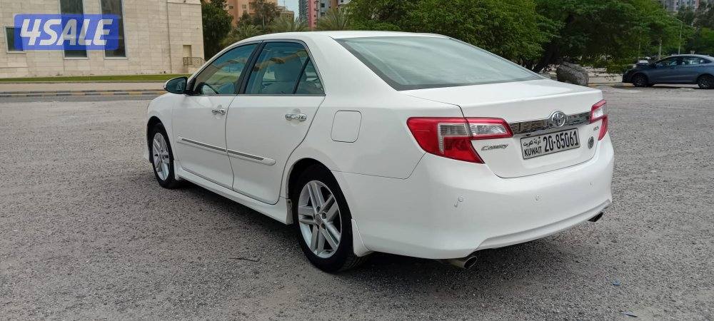 تويوتا كامري GLX موديل 2013 عداد 235 بحالة الوكالة7