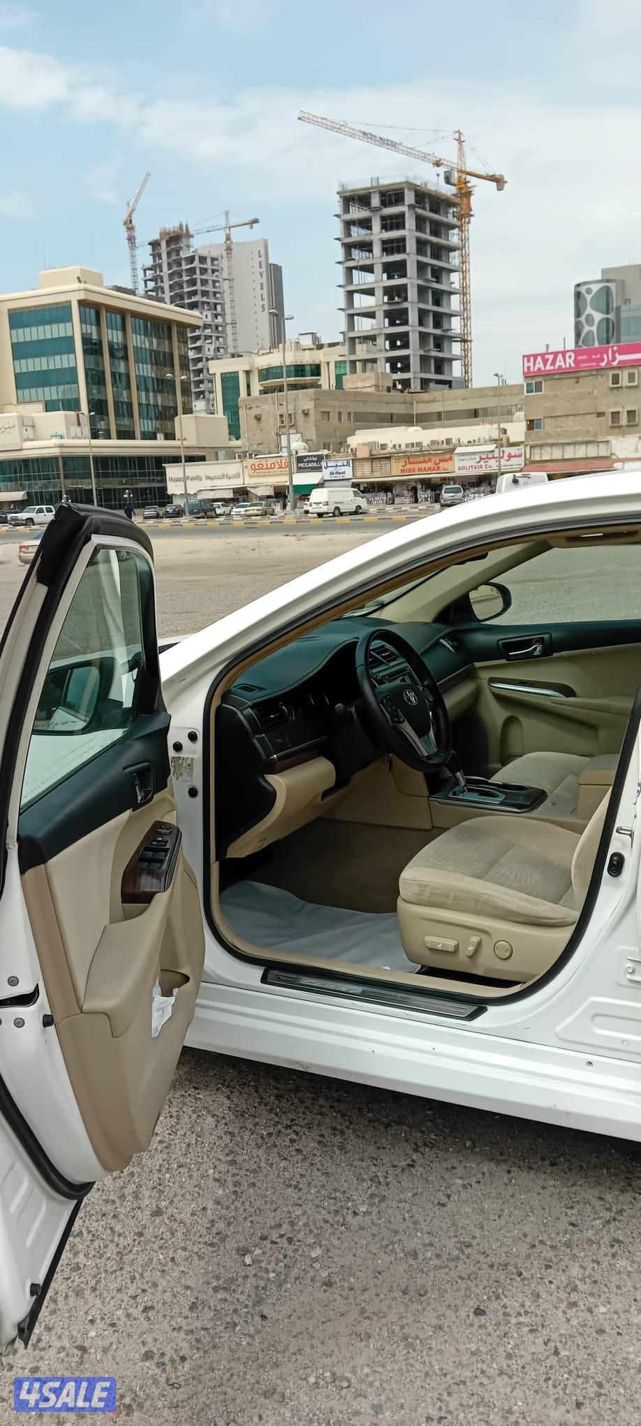 تويوتا كامري GLX موديل 2013 عداد 235 بحالة الوكالة11