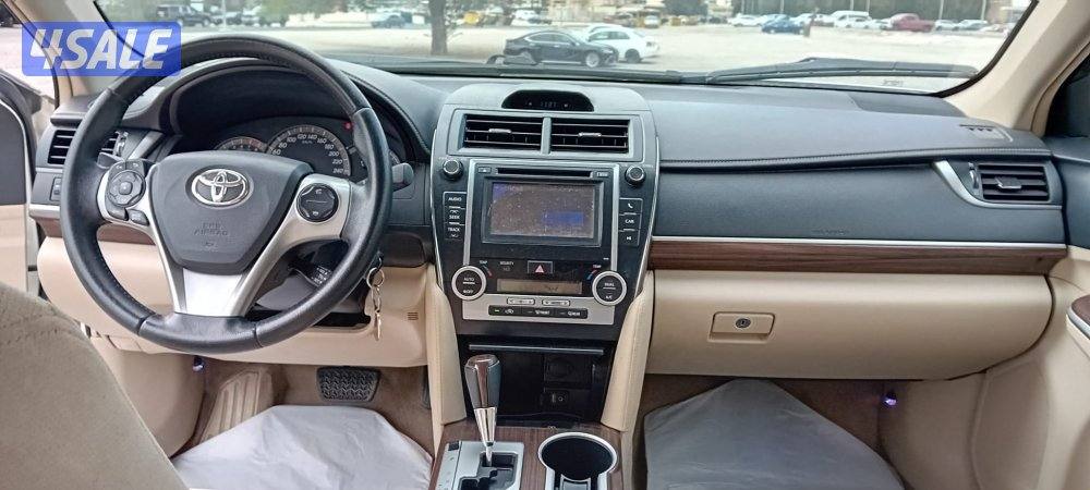 تويوتا كامري GLX موديل 2013 عداد 235 بحالة الوكالة14