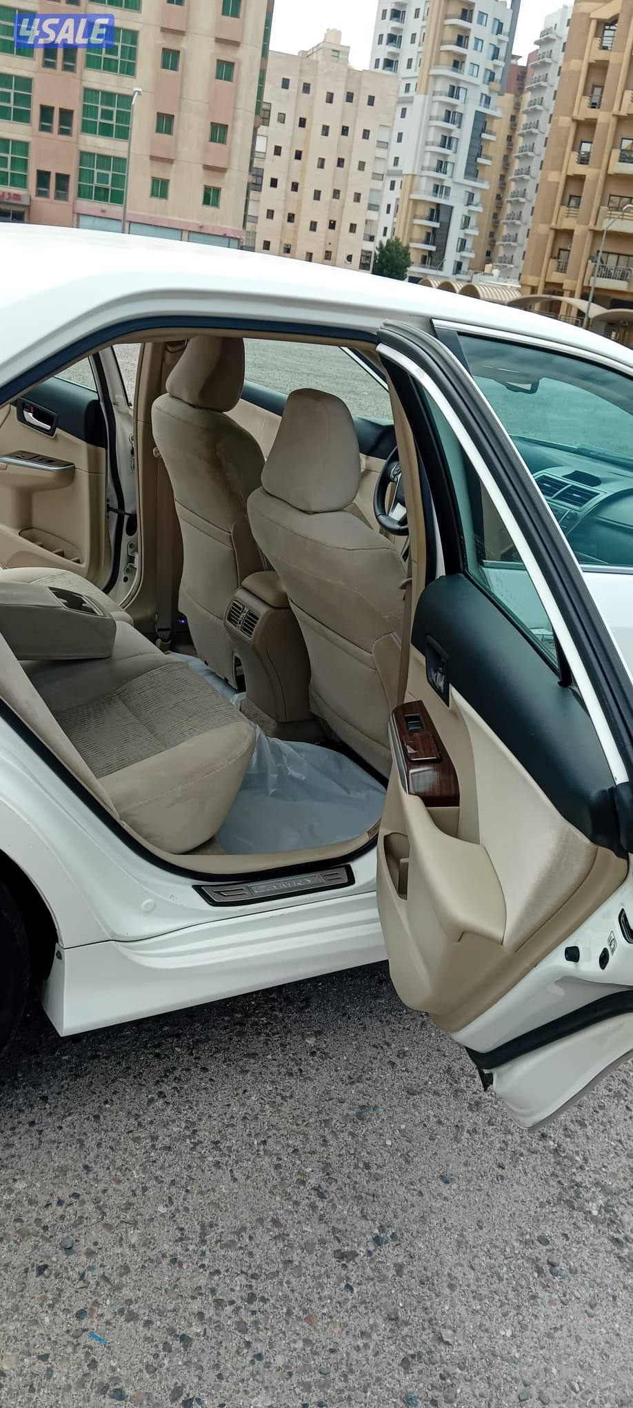 تويوتا كامري GLX موديل 2013 عداد 235 بحالة الوكالة15