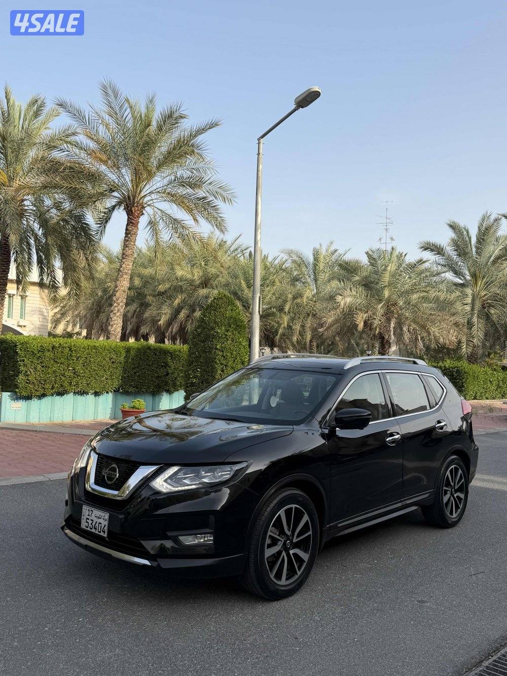 فنطيس للبيع اكس تريل2