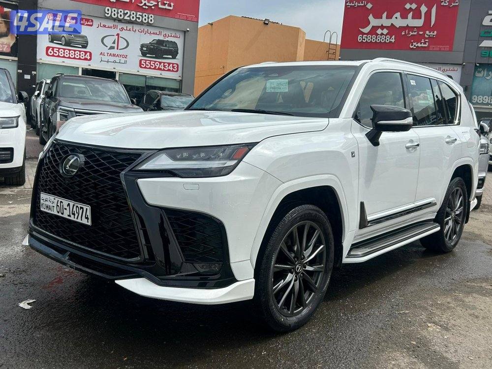 لكزس F.SPORT LX600 twin turbo.V6 موديل 2025  ماشى 12.000 k.m0