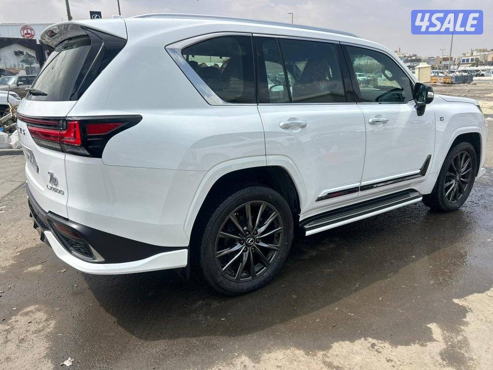 لكزس F.SPORT LX600 twin turbo.V6 موديل 2025  ماشى 12.000 k.m2