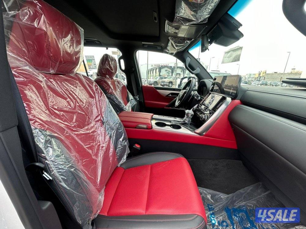 لكزس F.SPORT LX600 twin turbo.V6 موديل 2025  ماشى 12.000 k.m5