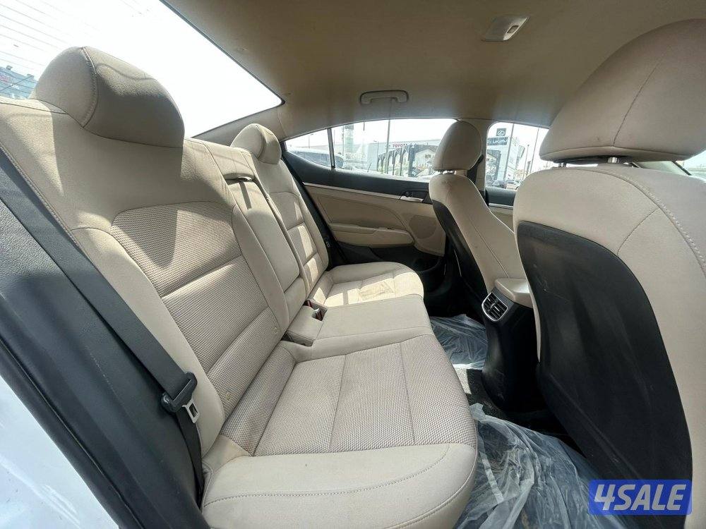 هيواندى النترا  موديل 2020 ماشى 184.000 k.m  وارد الكويت .اصباغ متفرقه4