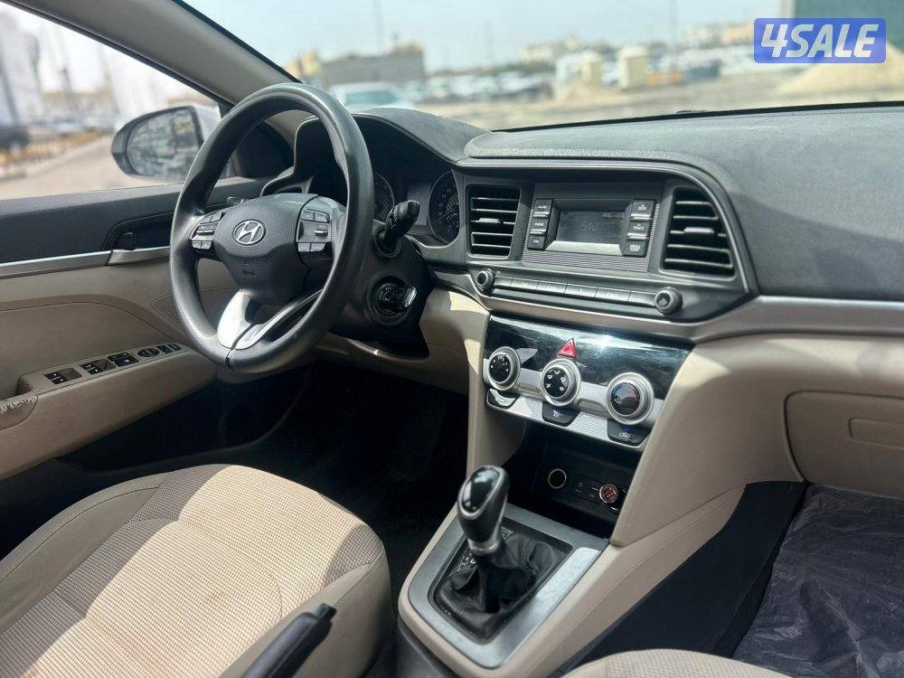 هيواندى النترا  موديل 2020 ماشى 184.000 k.m  وارد الكويت .اصباغ متفرقه7