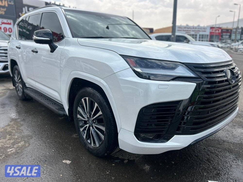 لكزس LX600 درجة ثانيه  twinturbo .V6 موديل 2023 ماشى 81.000 k.m1