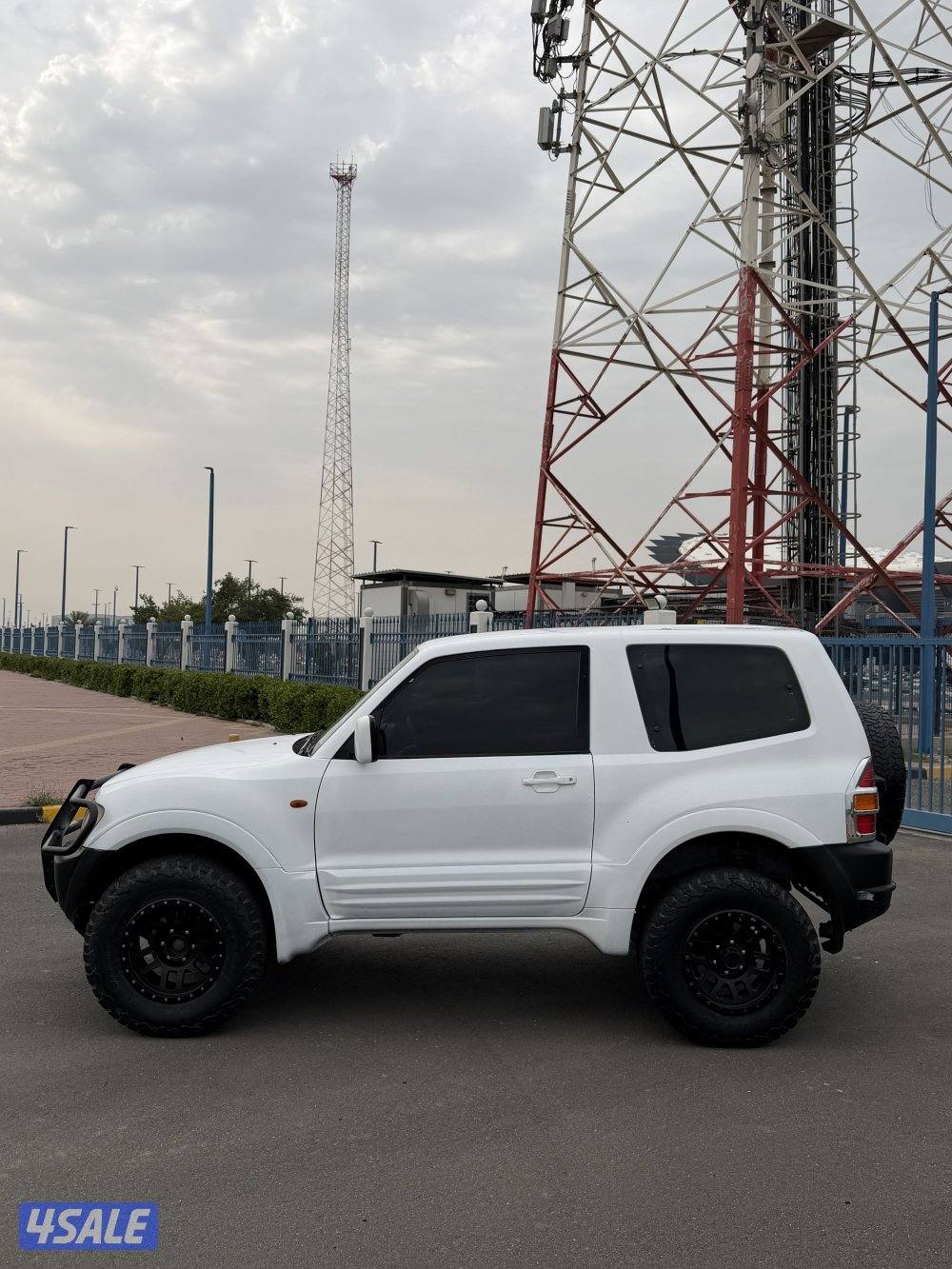 باجيرو موديل ٢٠٠٢ ماشي ١٧٠ الف كيلو5