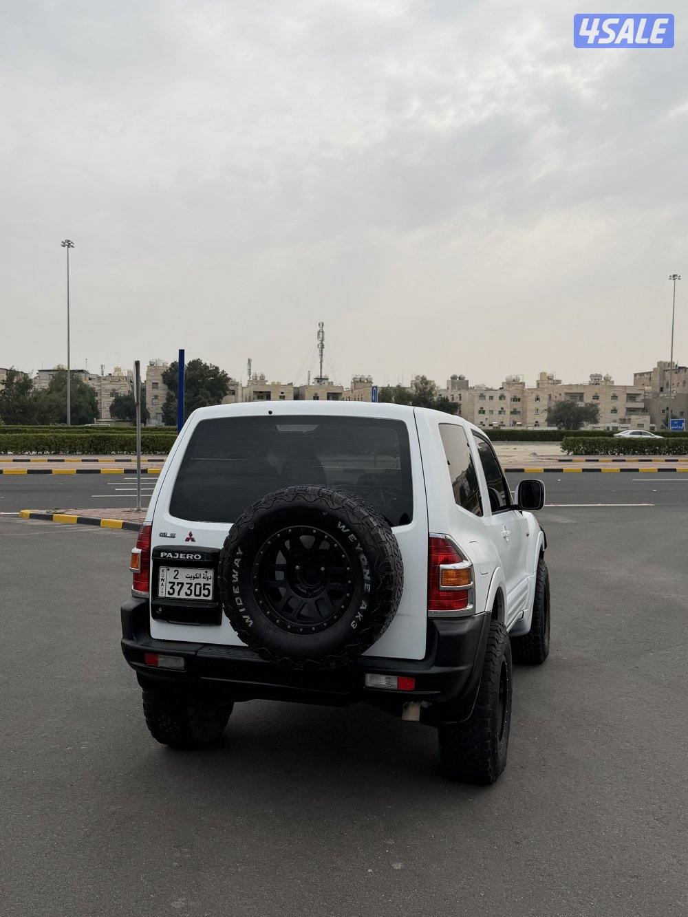 باجيرو موديل ٢٠٠٢ ماشي ١٧٠ الف كيلو6