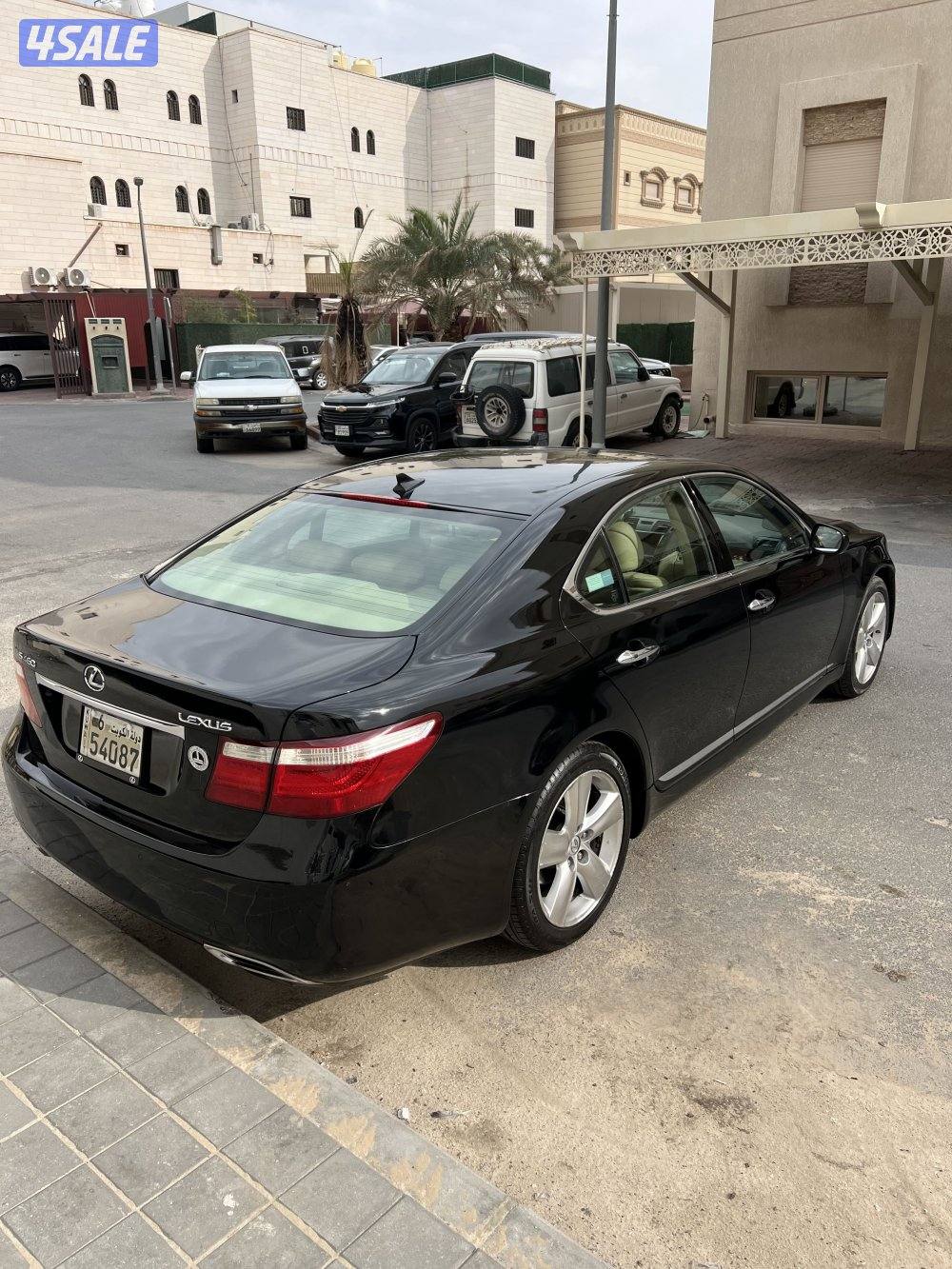 لكزس 460LS 2008 شورت3