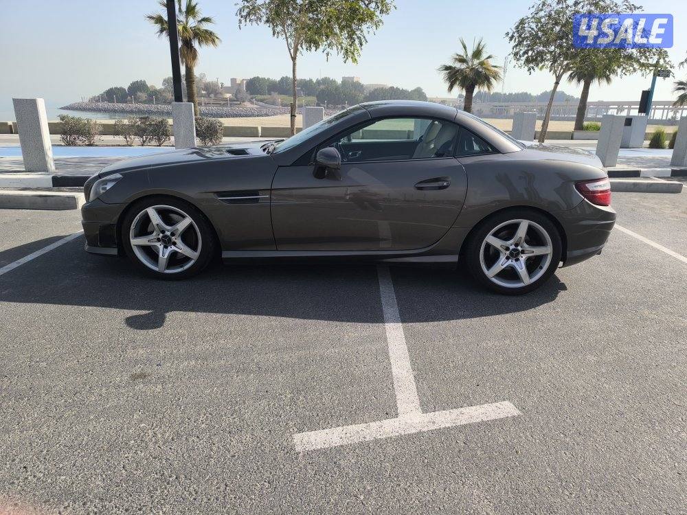 للبيع slk حجم 200 موديل 2013 ماشي 83 الف بحاله ممتازه جدا  3 قطع صبغ1