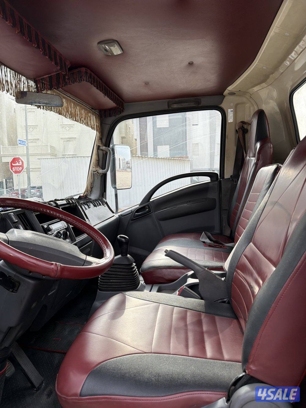 للبيع بحالة جيده سيرفس وكاله4